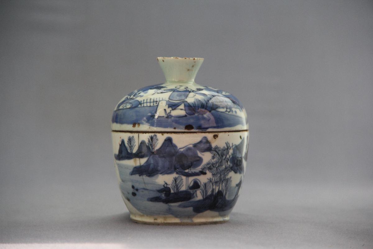 （YS）0374清青花带盖小药盒