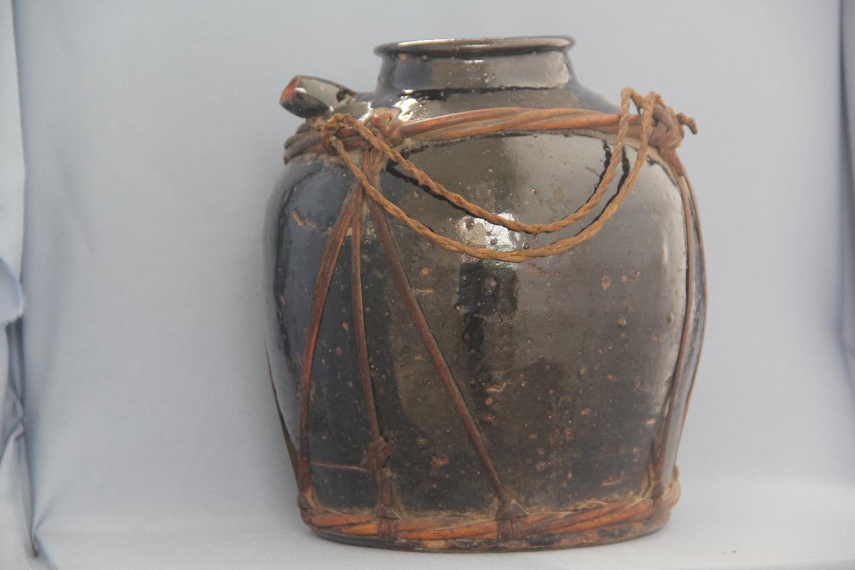 （YS）1224黑釉四系壶