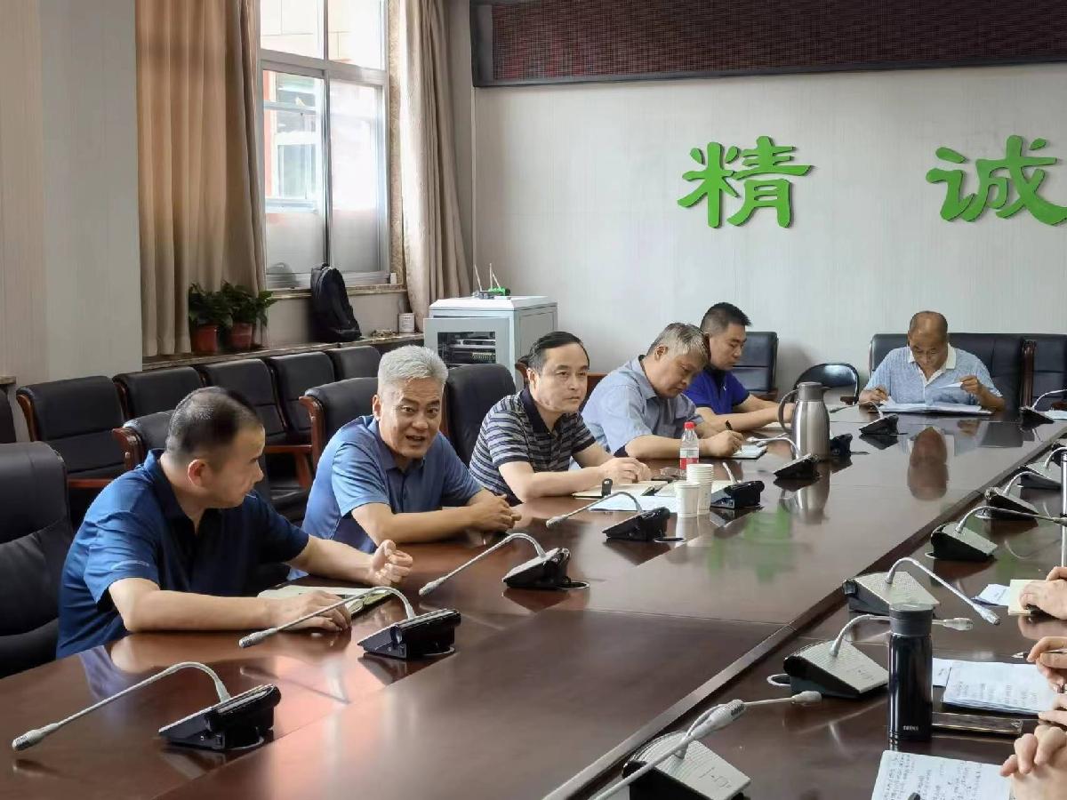 后勤基建党总支召开巡视整改暨教育领域突出问题专项整治专题民主生活会