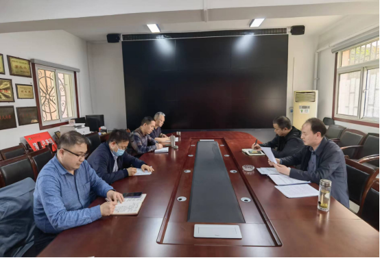 后勤保障处党总支召开政治理论学习 暨开展教育领域群众身边腐败和作风问题专项整治教育会