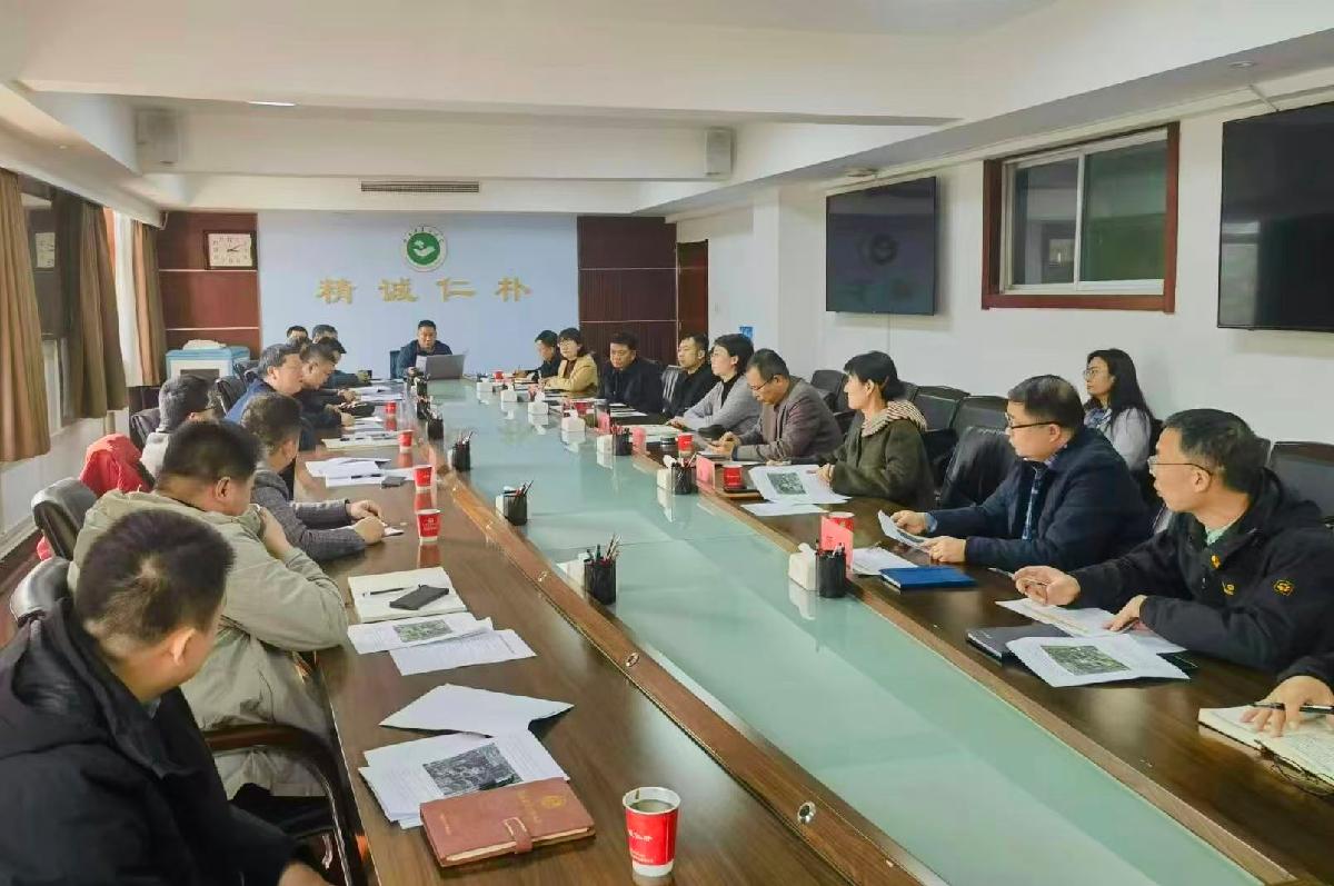 后勤保障处召开教学楼冷热双制项目方案论证会