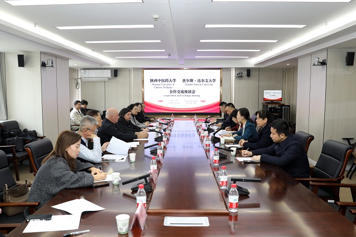 澳大利亚查尔斯·达尔文大学校长斯科特•鲍曼一行来校调研交流